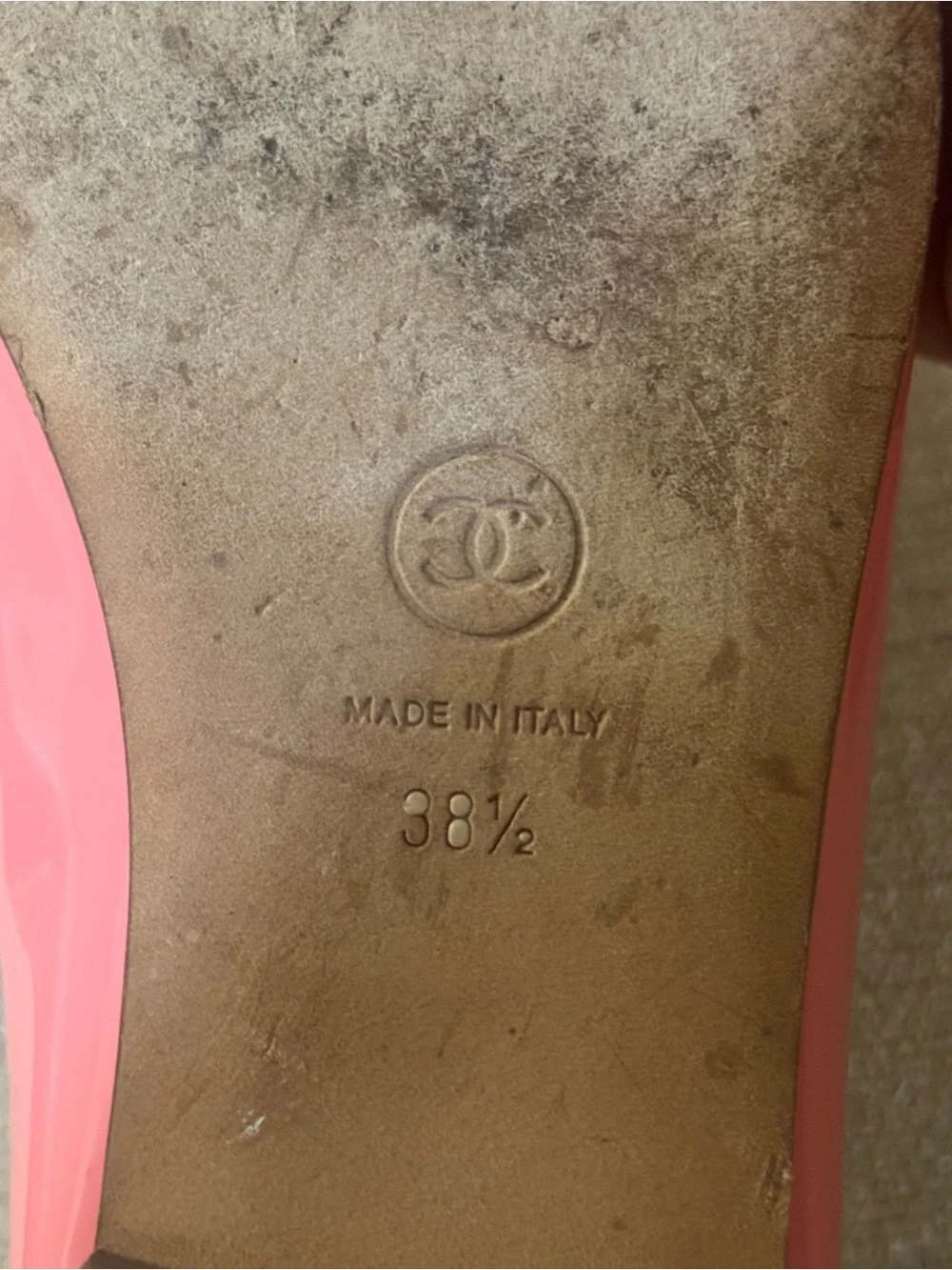 CHANEL Coral Patent Leather Ballet Flats with CC Stitching and Bow